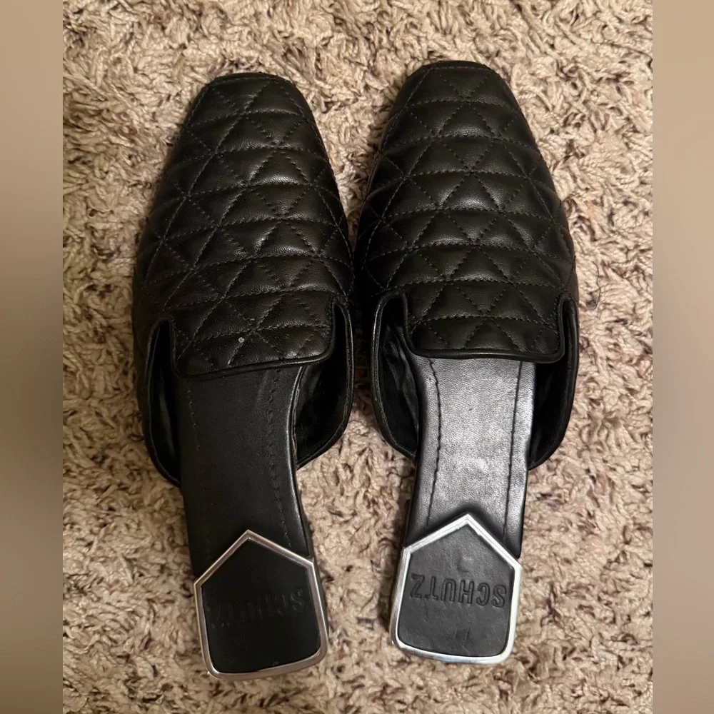 Schutz Adra Quilted Nappa Leather Flat Mule Black Silver Size 7.5 - Picture 3 of 7